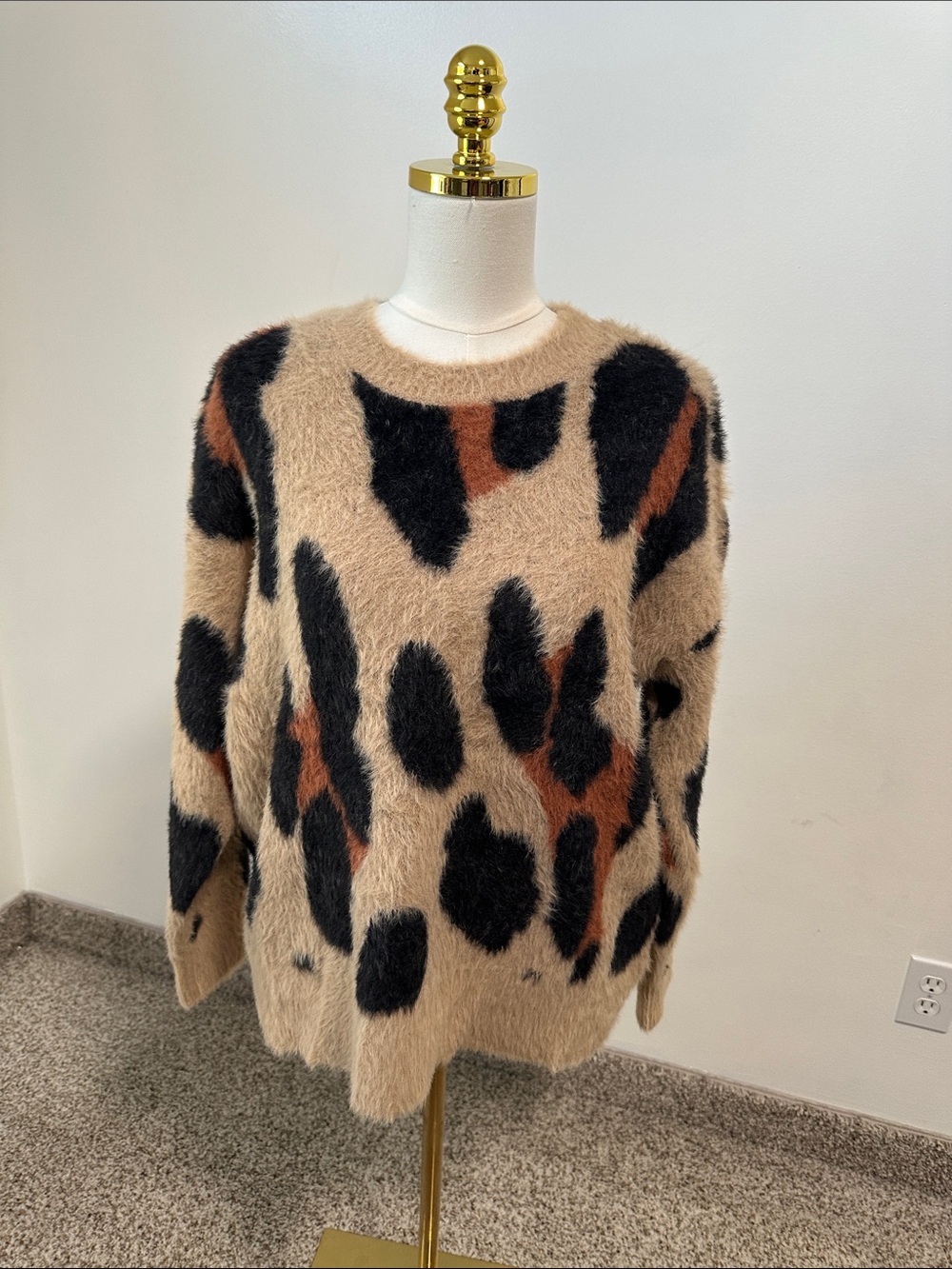 🎻 Evereve Sweater